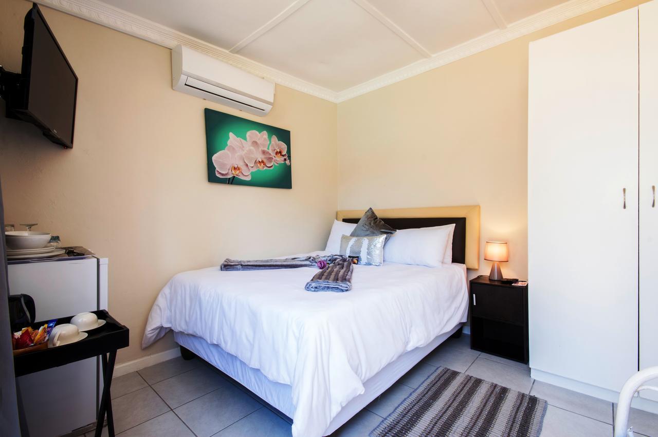 Walmer Villiers Self Catering Port Elizabeth Exterior foto